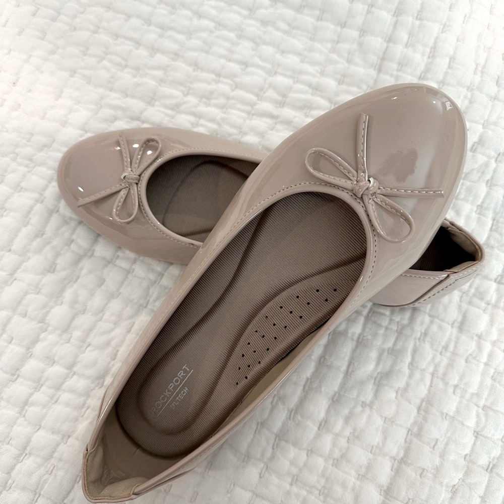Rockport Women's Beige Ballet Flats